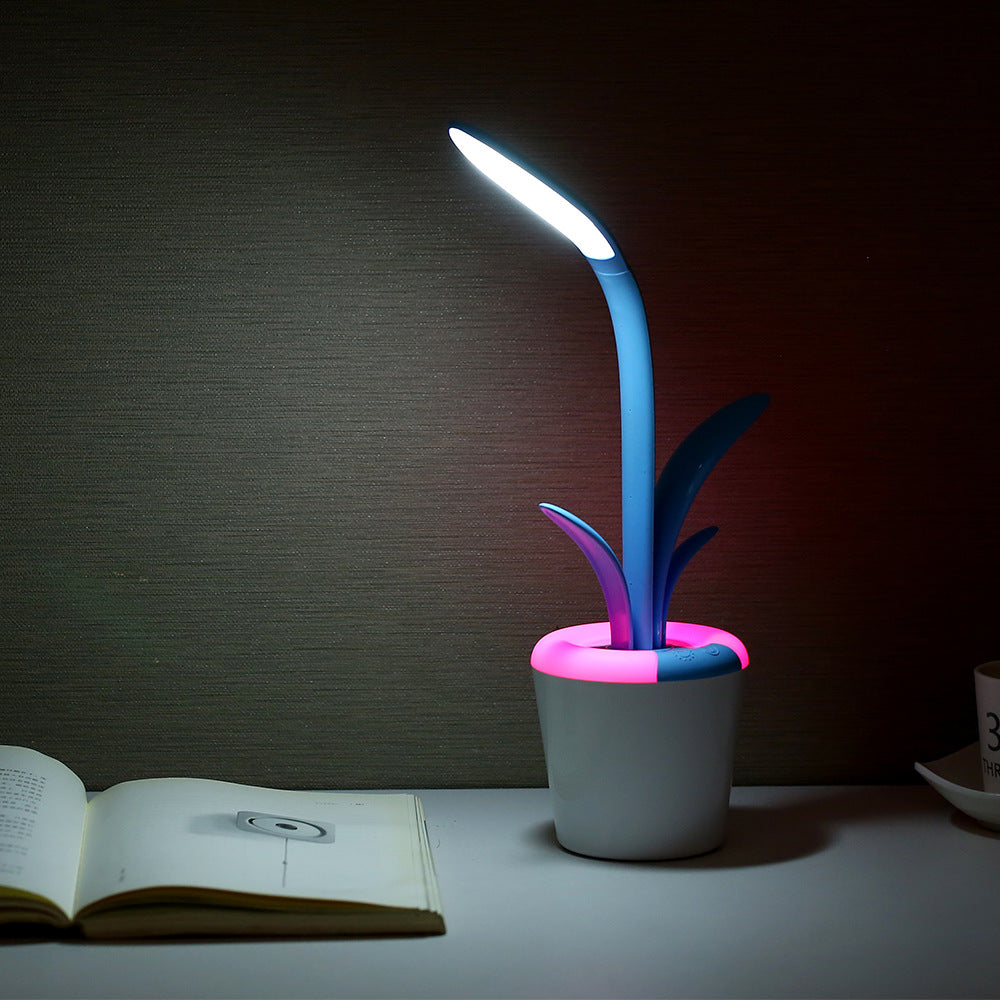 GloDesk: Modern USB LED Table Lamp💡