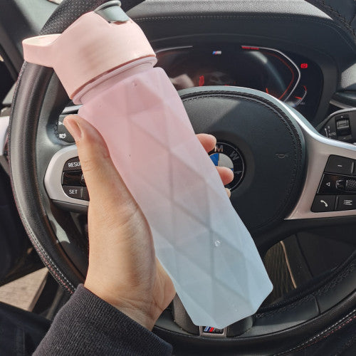 AquaSpritz: Spray Water Bottle for Girls š¦